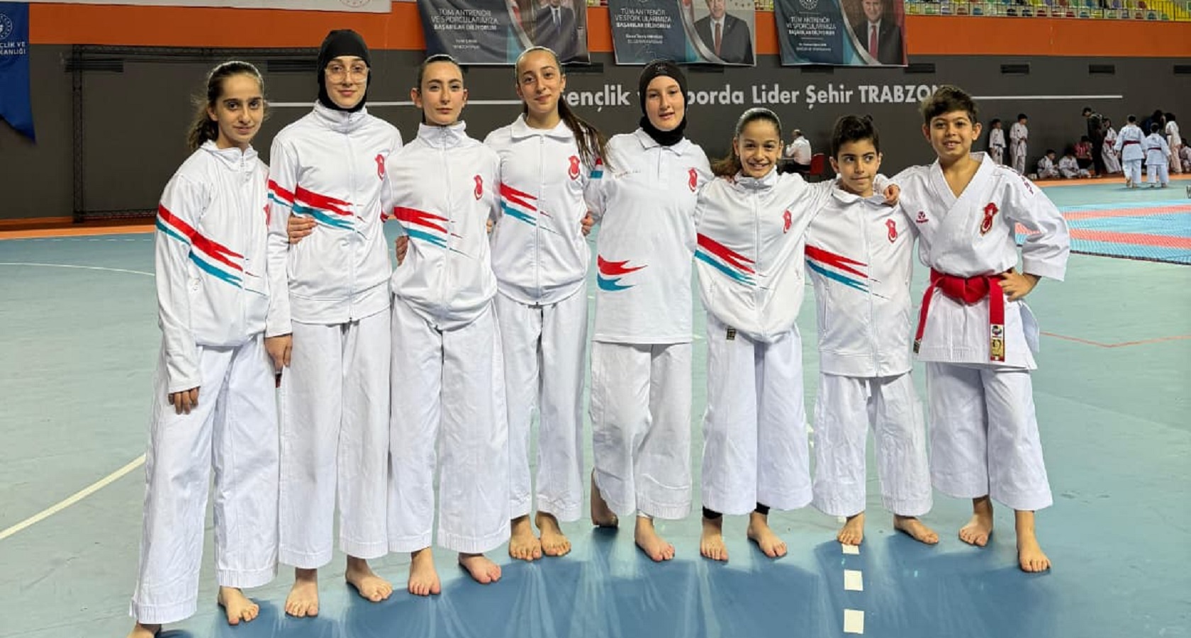 ​TRABZON'DA KARATENİZ A-TAK RÜZGARI: KARATE İL ŞAMPİYONASI'NA MADALYA DAMGASI
